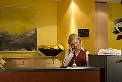 фото отеля Hotel Terminal Cologne
