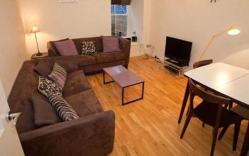 фото отеля Victoria Terrace Apartment Royal Mile