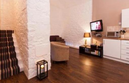 фото отеля Victoria Terrace Apartment Royal Mile