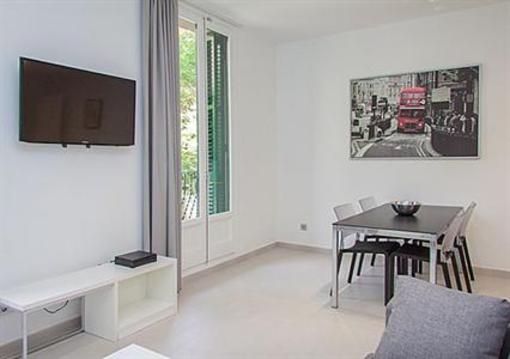 фото отеля Rent4Days Sants Apartments Barcelona