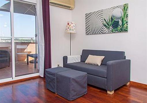 фото отеля Rent4Days Sants Apartments Barcelona