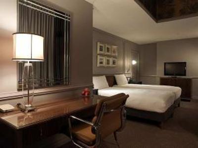 фото отеля The Caledonian, A Waldorf Astoria Hotel