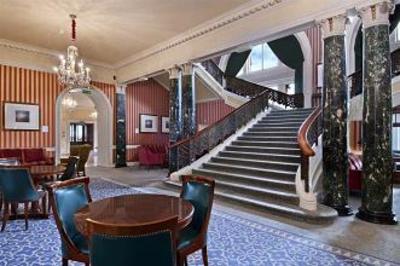фото отеля The Caledonian, A Waldorf Astoria Hotel