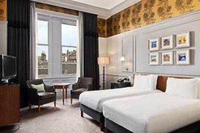 фото отеля The Caledonian, A Waldorf Astoria Hotel