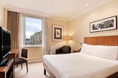 фото отеля The Caledonian, A Waldorf Astoria Hotel