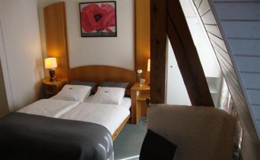 фото отеля Hotel Des Voyageurs Lausanne