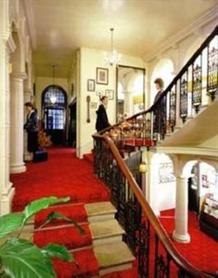 фото отеля Norfolk Arms Hotel Arundel