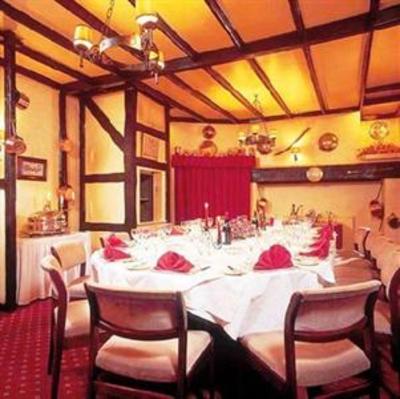 фото отеля Norfolk Arms Hotel Arundel