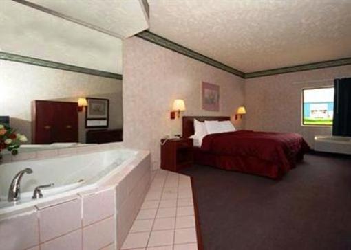 фото отеля Clarion Hotel Beachwood