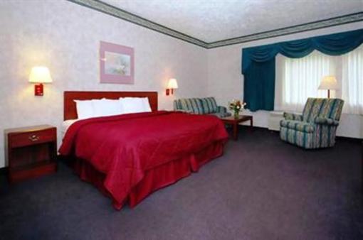 фото отеля Clarion Hotel Beachwood