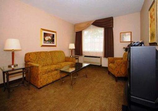 фото отеля Clarion Hotel Beachwood