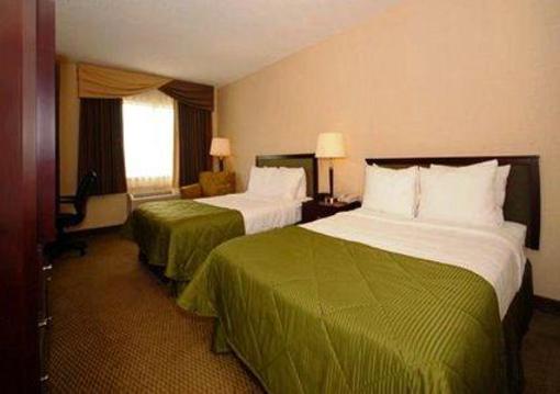 фото отеля Clarion Hotel Beachwood