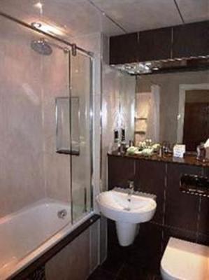 фото отеля Crooklands Hotel Kendal