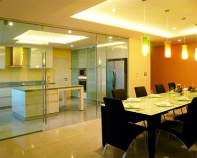 фото отеля Seven Place Executive Residences Bangkok