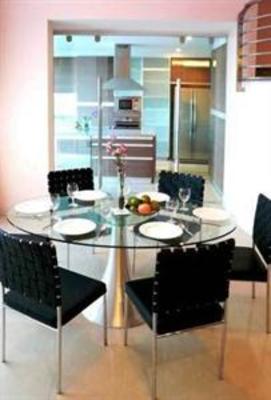фото отеля Seven Place Executive Residences Bangkok
