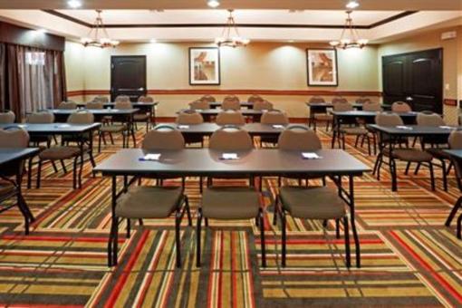 фото отеля Holiday Inn Express Hotel & Suites Dallas-Medical Center