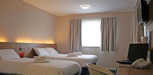 фото отеля Travelodge Belfast City