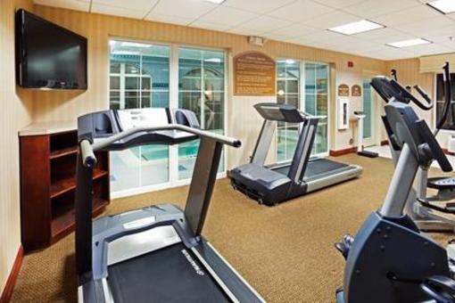 фото отеля Holiday Inn Express Asheville - Biltmore Square Mall