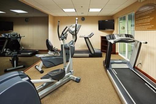 фото отеля Holiday Inn Express Asheville - Biltmore Square Mall