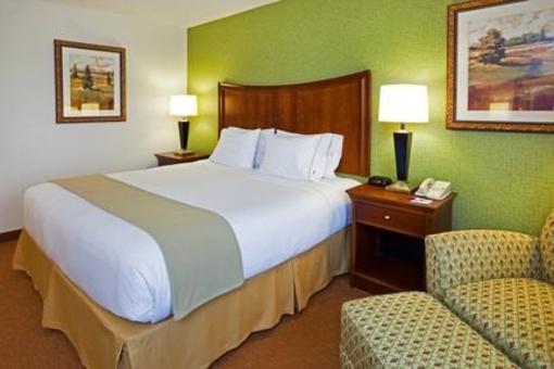 фото отеля Holiday Inn Express Asheville - Biltmore Square Mall