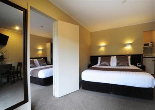 фото отеля Tudor Court Motor Lodge Auckland