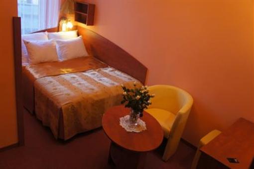 фото отеля Aparthotel Adler Krakow