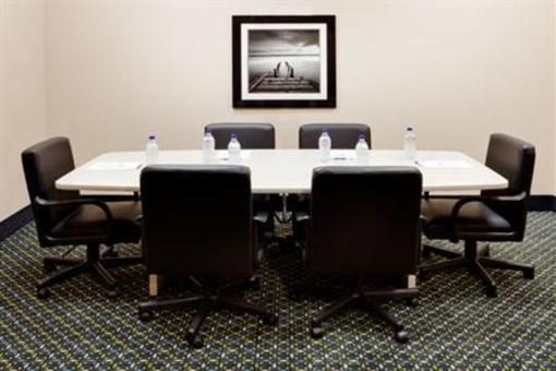фото отеля Holiday Inn Express and Suites Smithfield - Providence