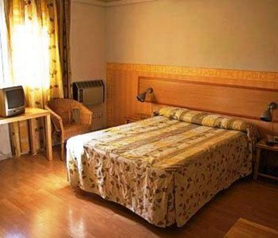 фото отеля Apartamentos Europa Barcelona