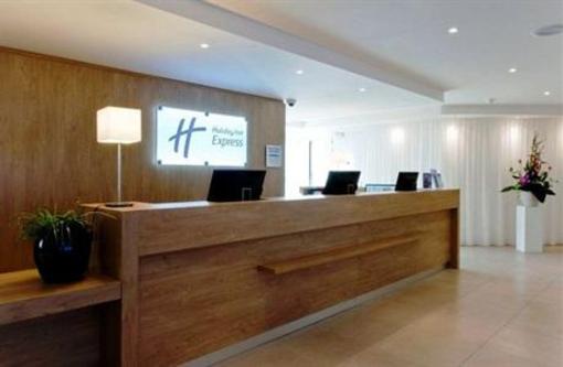 фото отеля Holiday Inn Express Amsterdam Sloterdijk Station