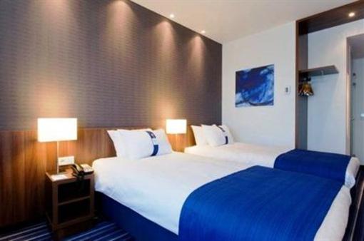 фото отеля Holiday Inn Express Amsterdam Sloterdijk Station