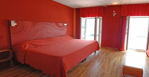фото отеля Hotel Balanea Calvi