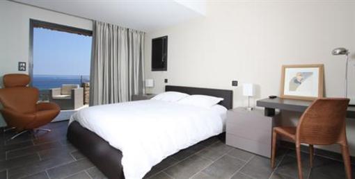фото отеля Hotel Balanea Calvi