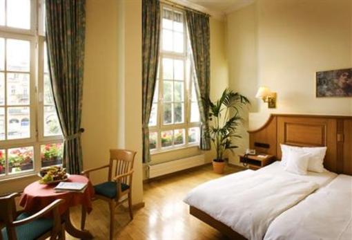 фото отеля Roemischer Kaiser Hotel Trier