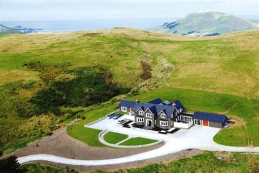 фото отеля Camp Estate at Larnach Castle