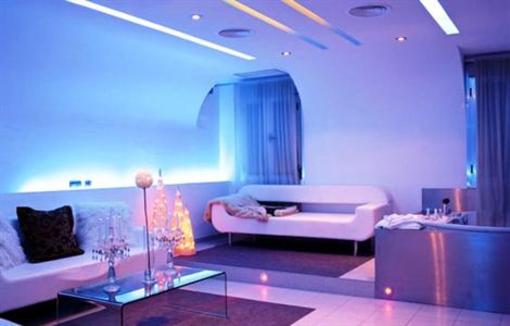 фото отеля Heranfu Apartments & Suites Madrid
