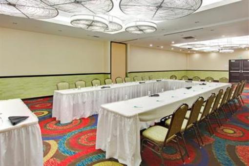 фото отеля Holiday Inn Hotel & Suites Anaheim 1 BLK Disneyland