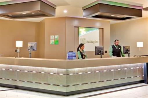 фото отеля Holiday Inn Hotel & Suites Anaheim 1 BLK Disneyland