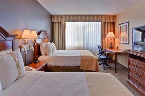 фото отеля Holiday Inn Hotel & Suites Anaheim 1 BLK Disneyland