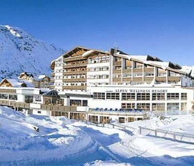 фото отеля Alpen-Wellness Resort Hochfirst