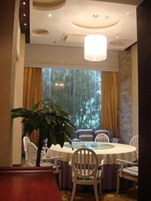 фото отеля Yishang Hotspring Resort