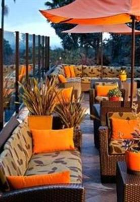фото отеля Newport Beach Marriott Hotel & Spa