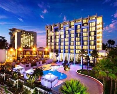 фото отеля Newport Beach Marriott Hotel & Spa