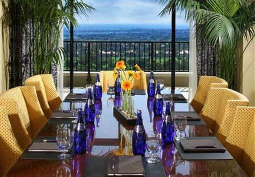 фото отеля Newport Beach Marriott Hotel & Spa