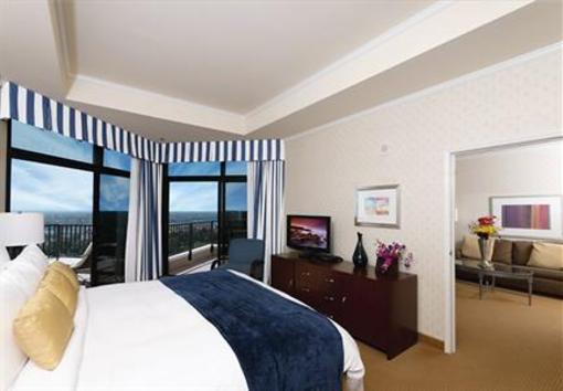 фото отеля Newport Beach Marriott Hotel & Spa