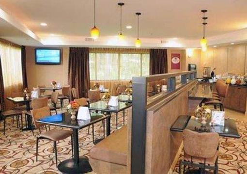 фото отеля Comfort Suites Kingsland