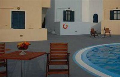 фото отеля Maria's Place Studios & Suites Oia (Greece)