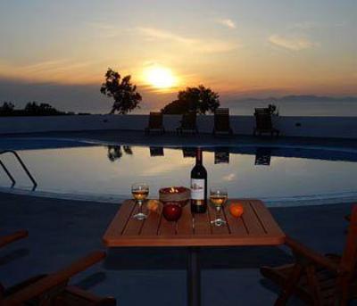 фото отеля Maria's Place Studios & Suites Oia (Greece)