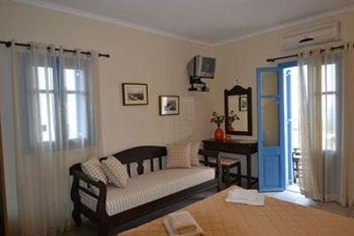фото отеля Maria's Place Studios & Suites Oia (Greece)