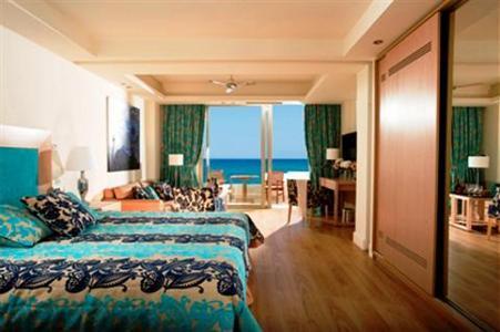 фото отеля Knossos Beach Bungalows & Suites