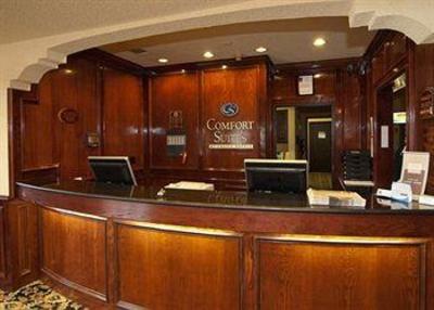 фото отеля Comfort Suites Airport North